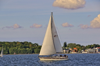 Start zur Mittwochsregatta